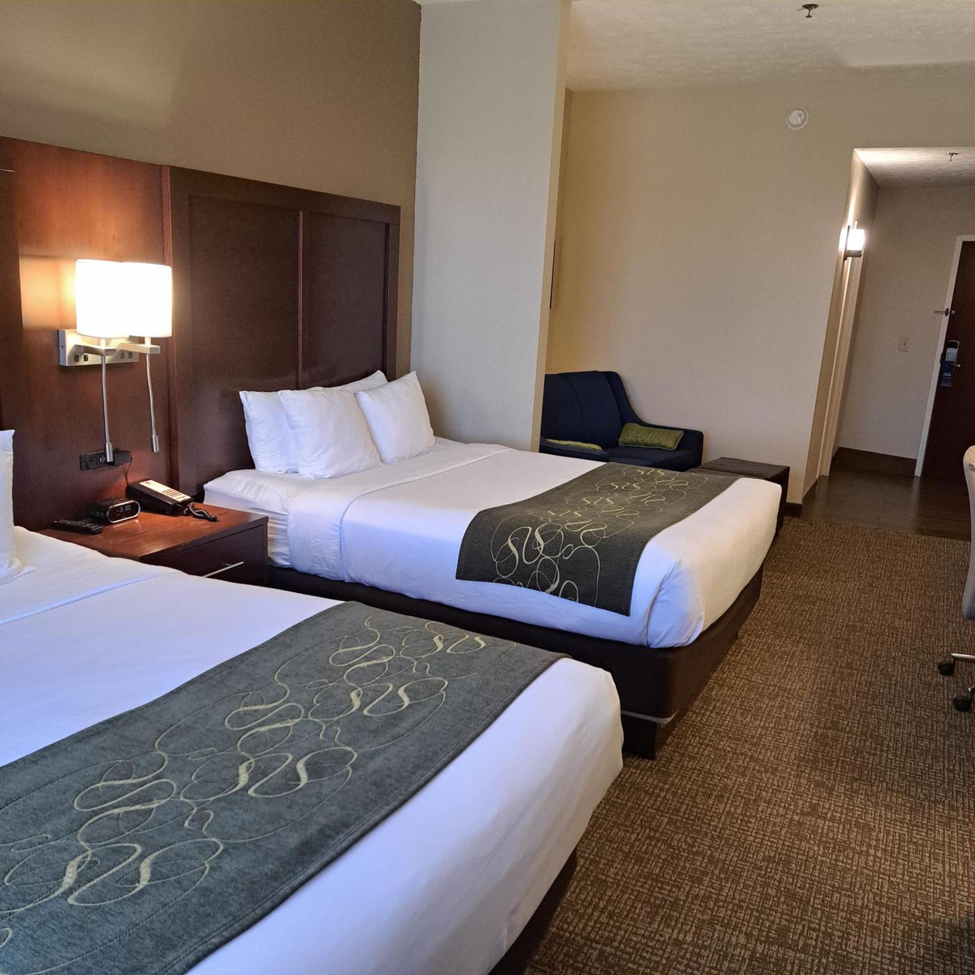 Comfort Suites Нашвил Екстериор снимка